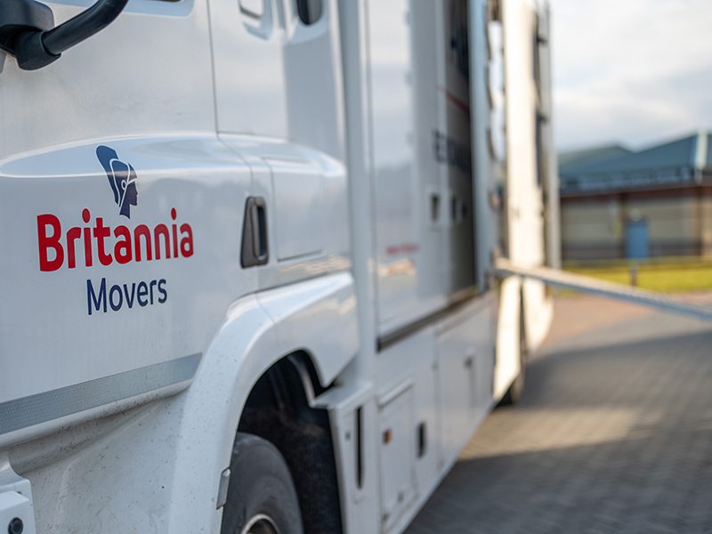 Britannia Alan Cook 7349b