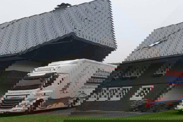 Default Image Alt Text