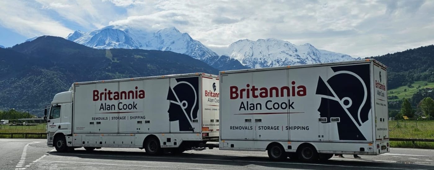 WhatsApp Image 2024-05-14 at 09.26.09_6d5570a0 Britannia Alan Cook Moving Company truck - Number One for Removals and Storage services.